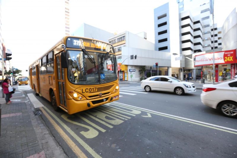 CMC debate faixas para ônibus e eleição do Conselho Tutelar