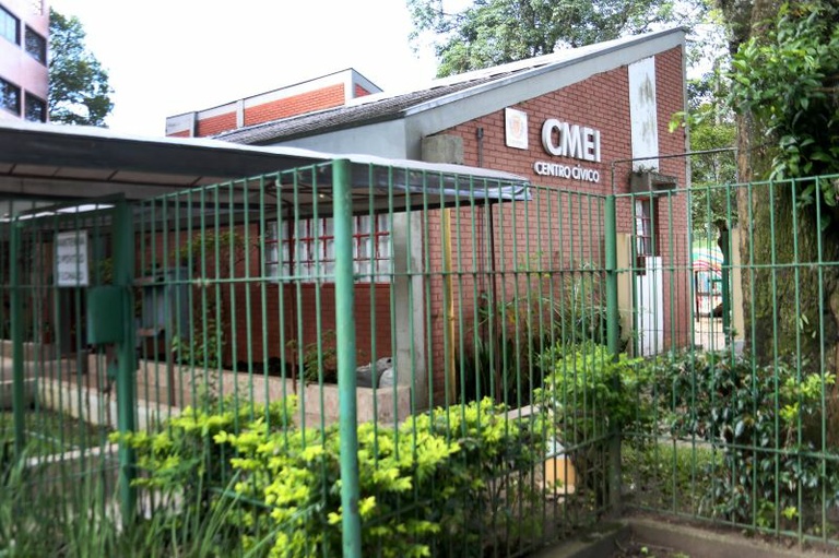 CMC libera compra de lote e CMEI Centro Cívico poderá ser reformado