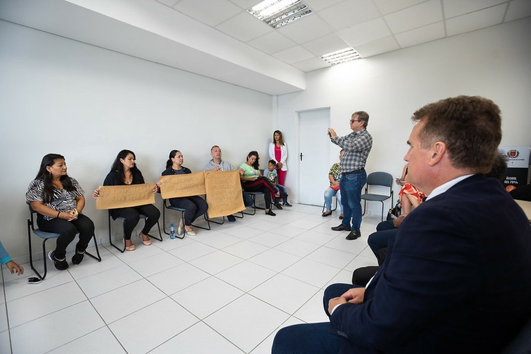 CMC media encontro entre pais de alunos do CIC e Guarda Municipal
