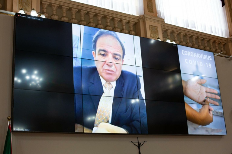 CMC rejeita projeto de lei para regulamentar uso do recuo frontal