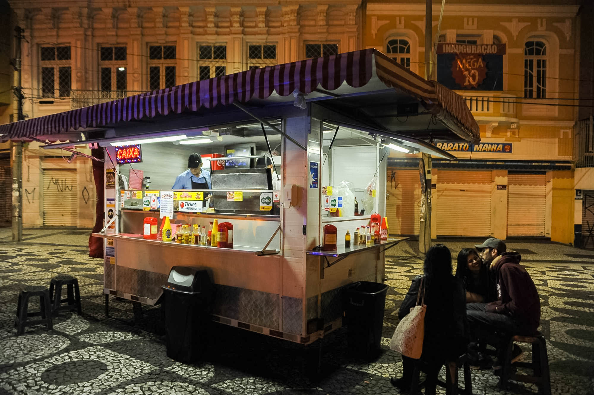 CMC sugere o fim do “monopólio noturno” do cachorro-quente