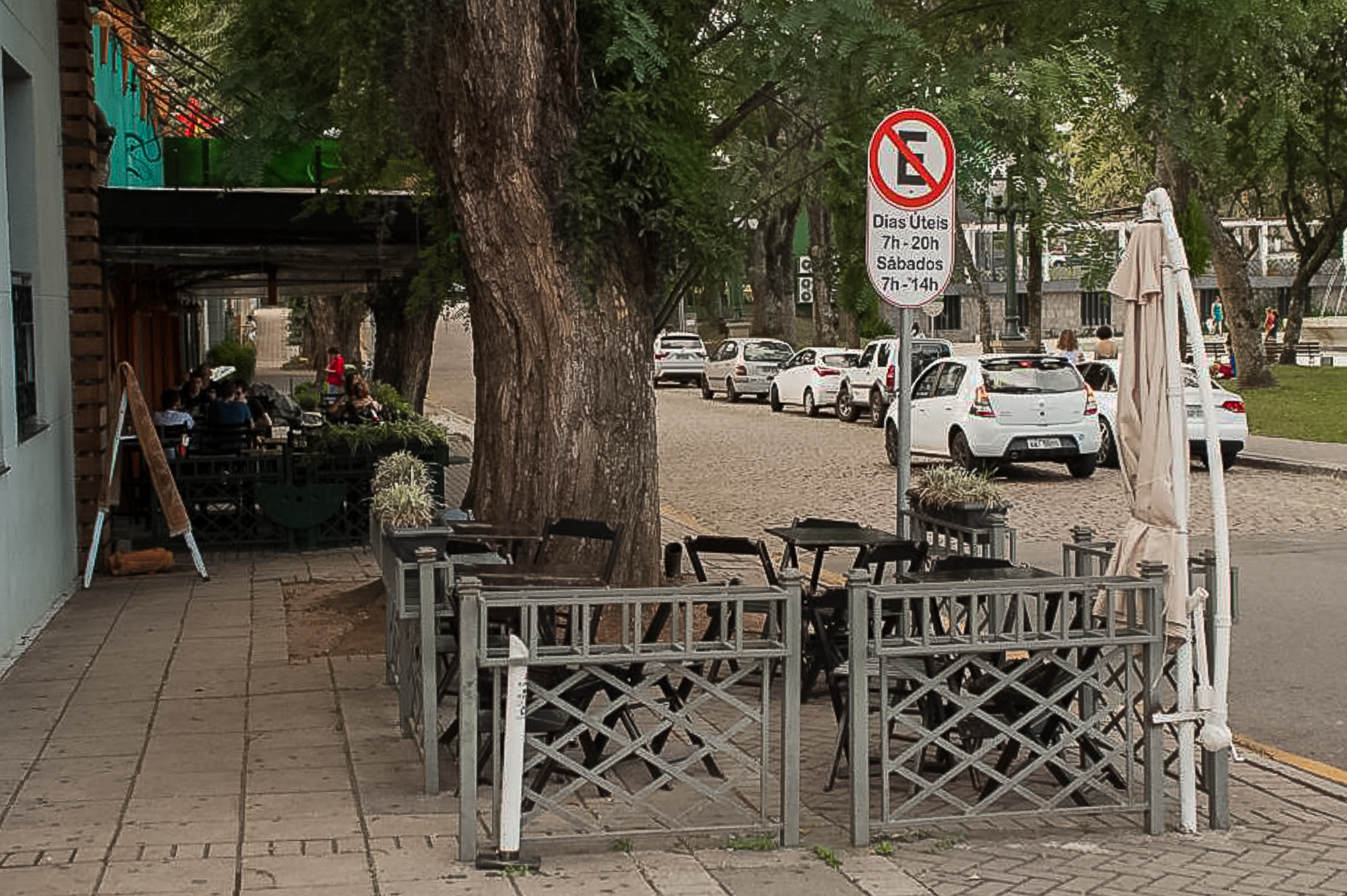 CMC vota regulação do uso do recuo  frontal e homenagem à Carlos Vereza