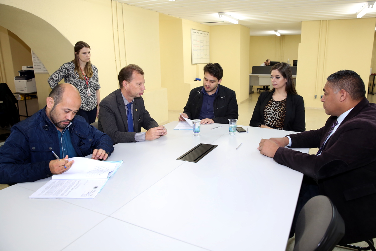 Com aval da Educação, Plano Municipal do Livro pode ir a plenário