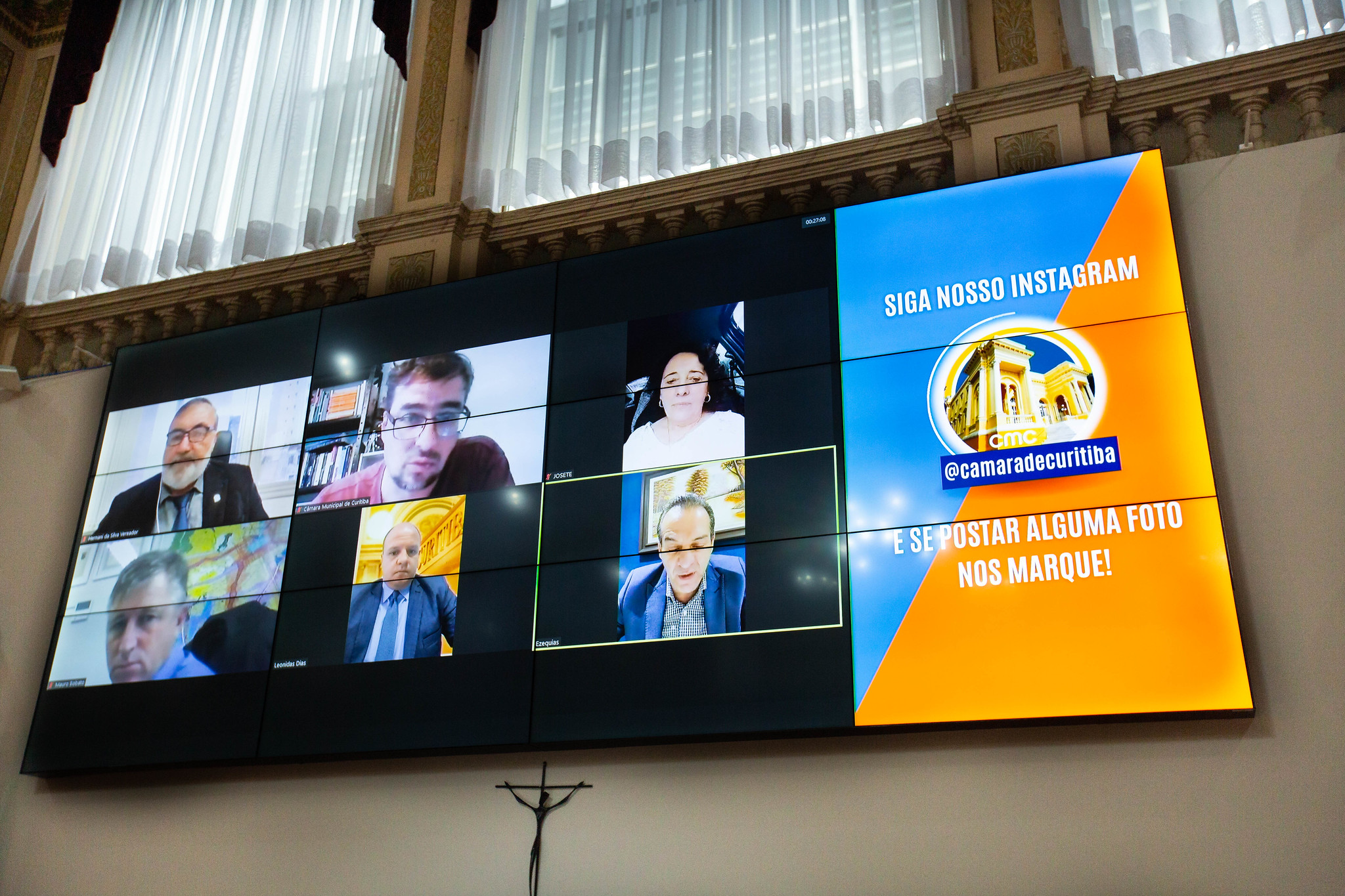 Com aval de Serviço Público, apto à votação em plenário Dossiê das Mulheres