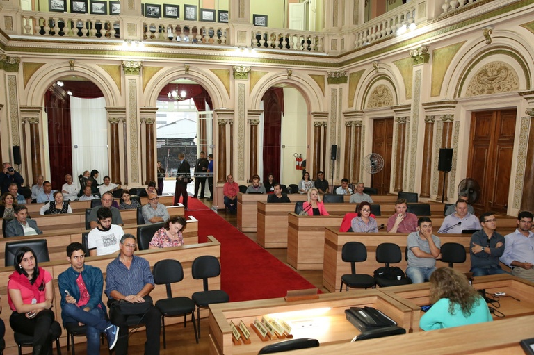 Com crise econômica, prefeitura arrecadará R$ 100 mi a menos