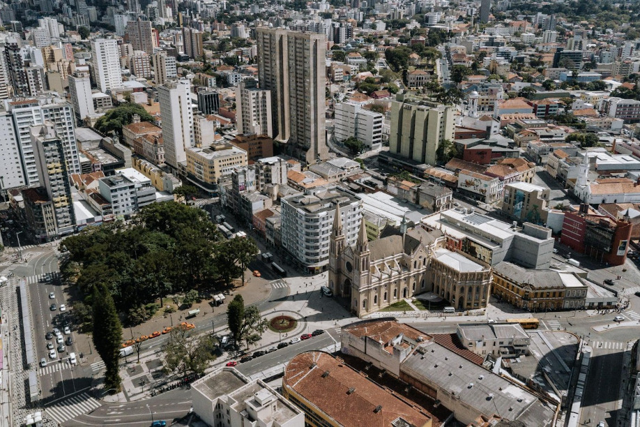 Com orçamento de R$ 12,4 bi, Câmara de Curitiba vota LDO 2024 na terça