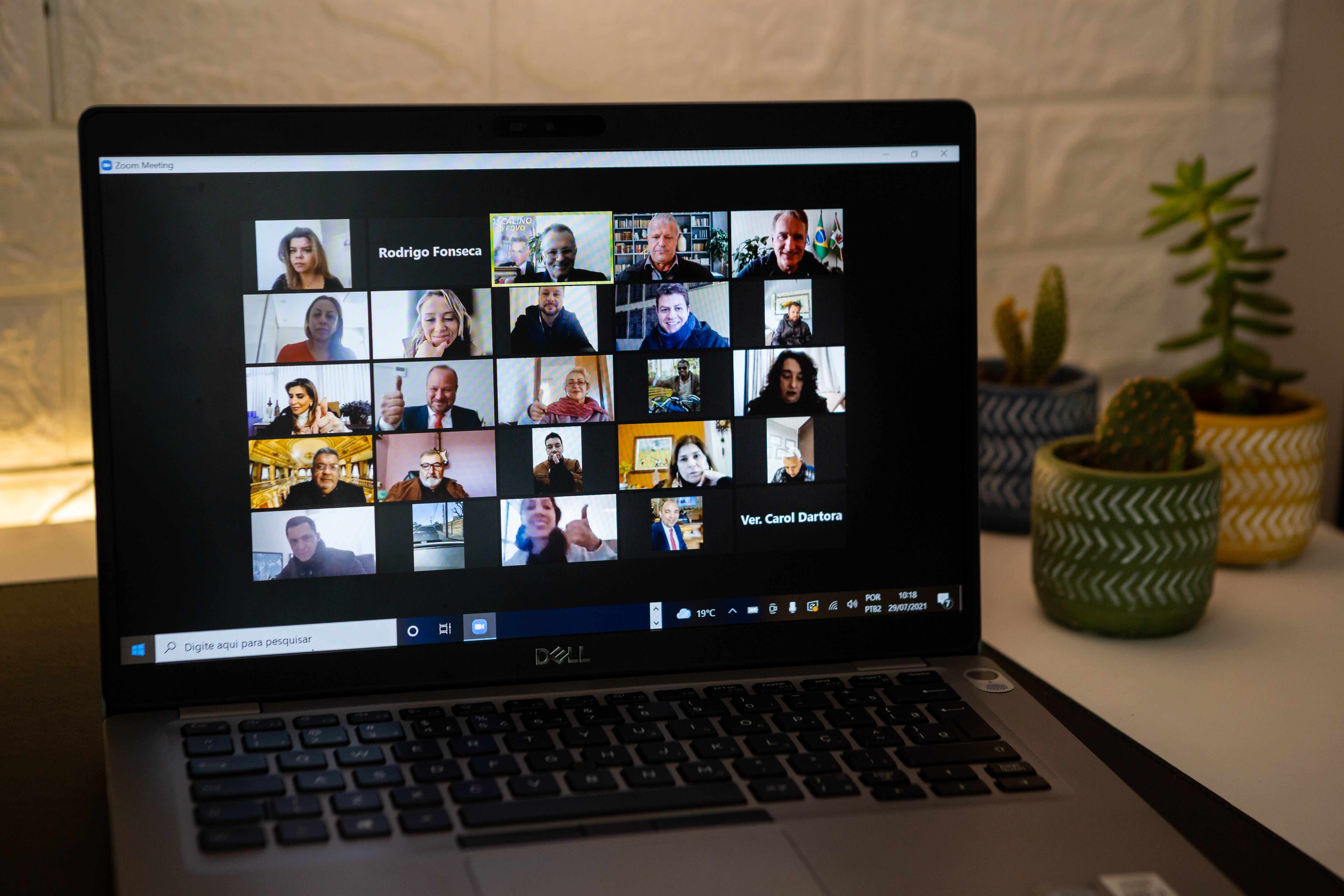 Com segurança e distanciamento, Câmara de Curitiba fará sessões híbridas   