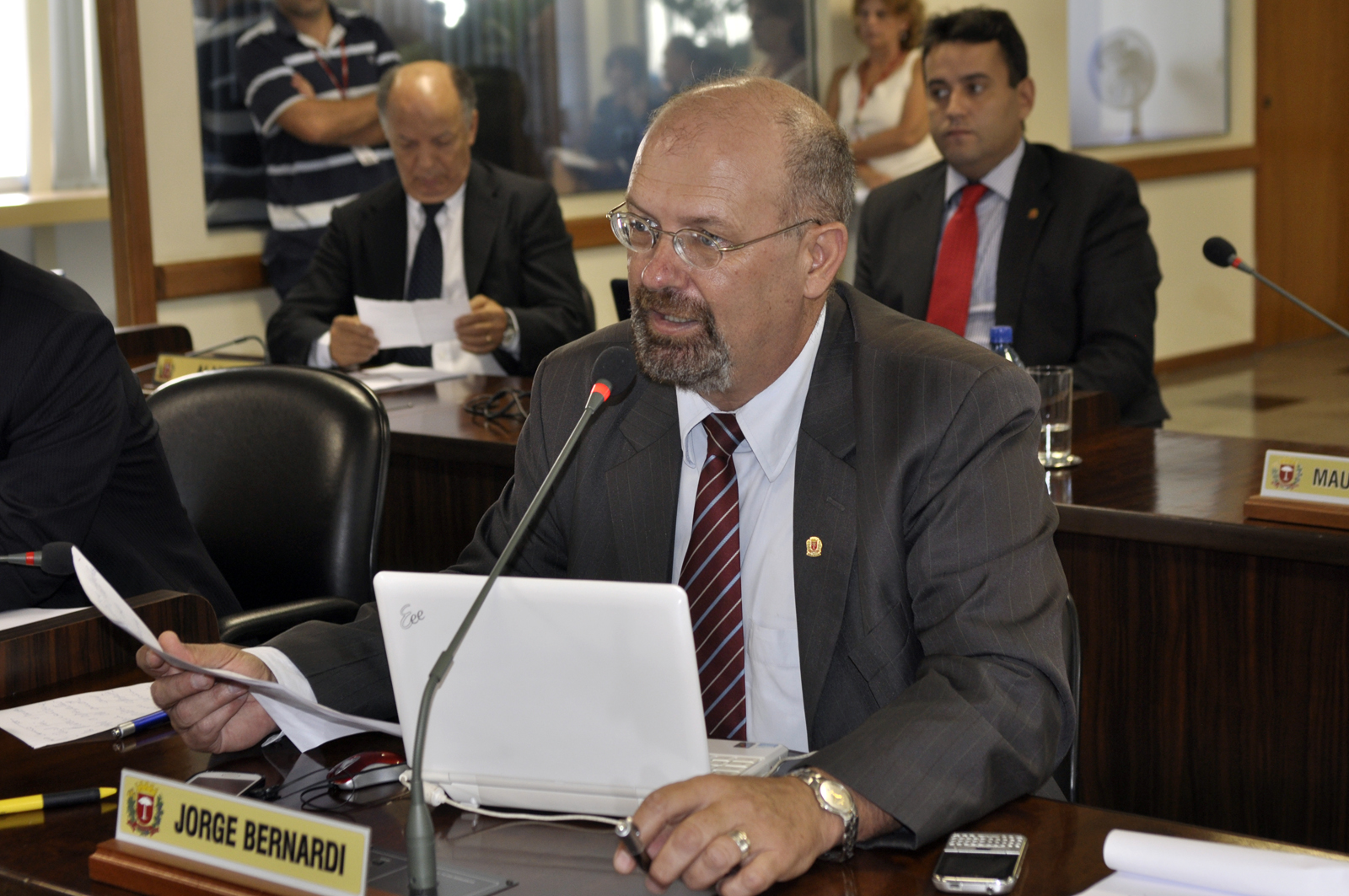 Comandas podem ser proibidas em bares e casas noturnas