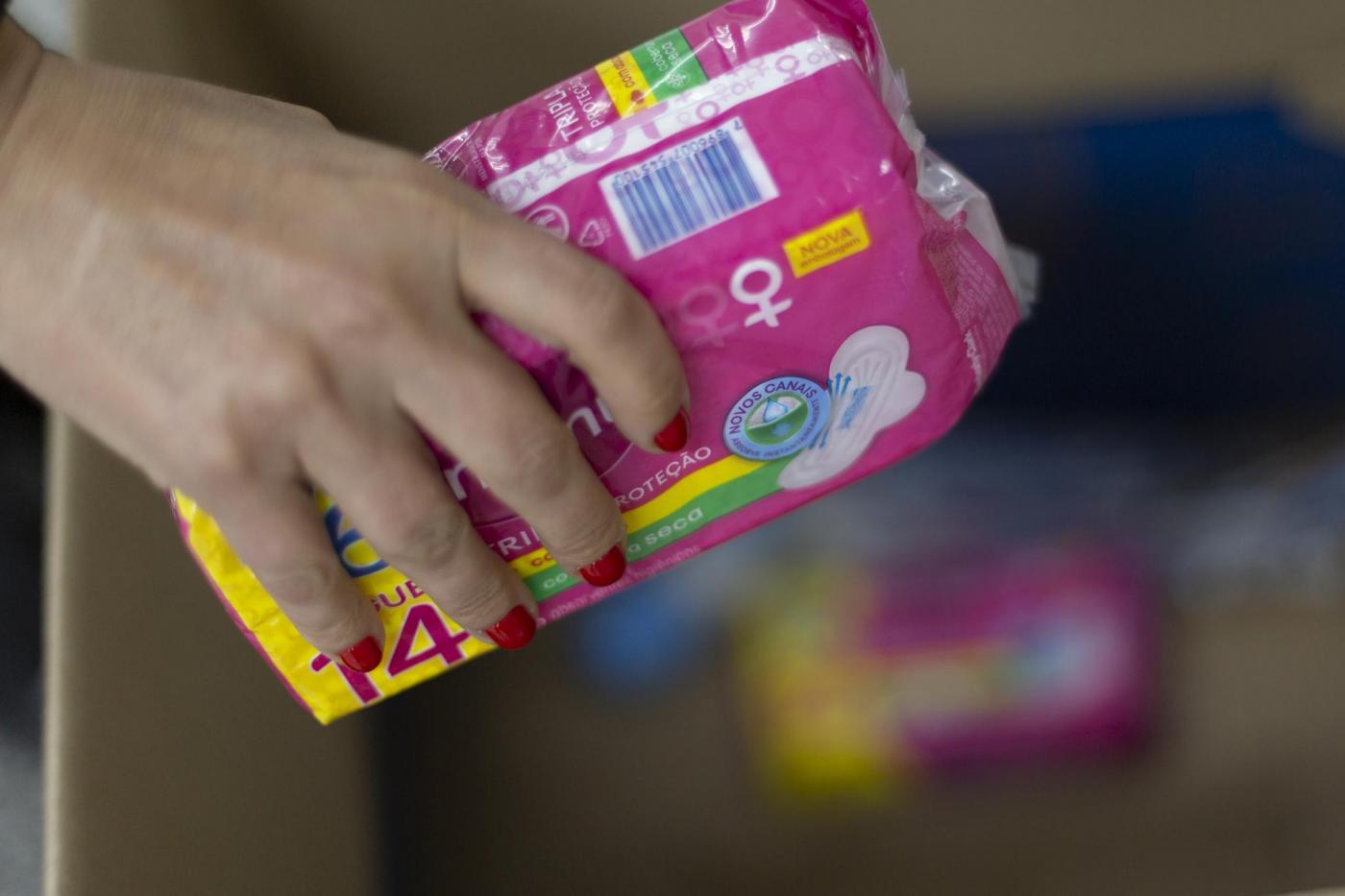 Combate à pobreza menstrual será discutido em plenário