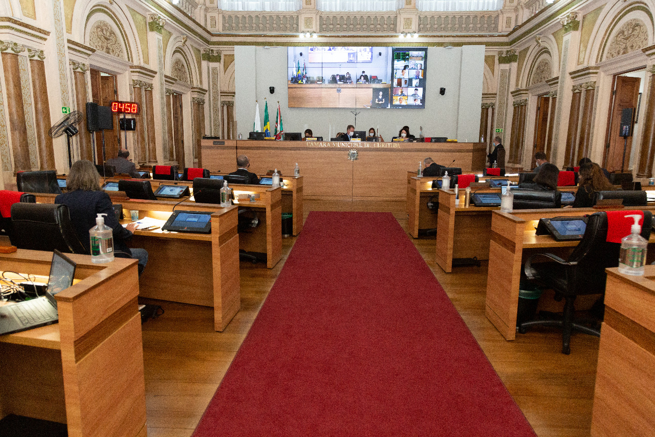 Combate ao assédio sexual nos ônibus segue para sanção do chefe do Executivo