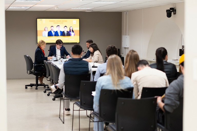 Combate ao uso de cerol em pipas avança na Câmara de Curitiba