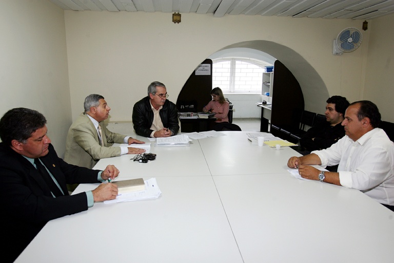 Comissão altera o regulamento interno 