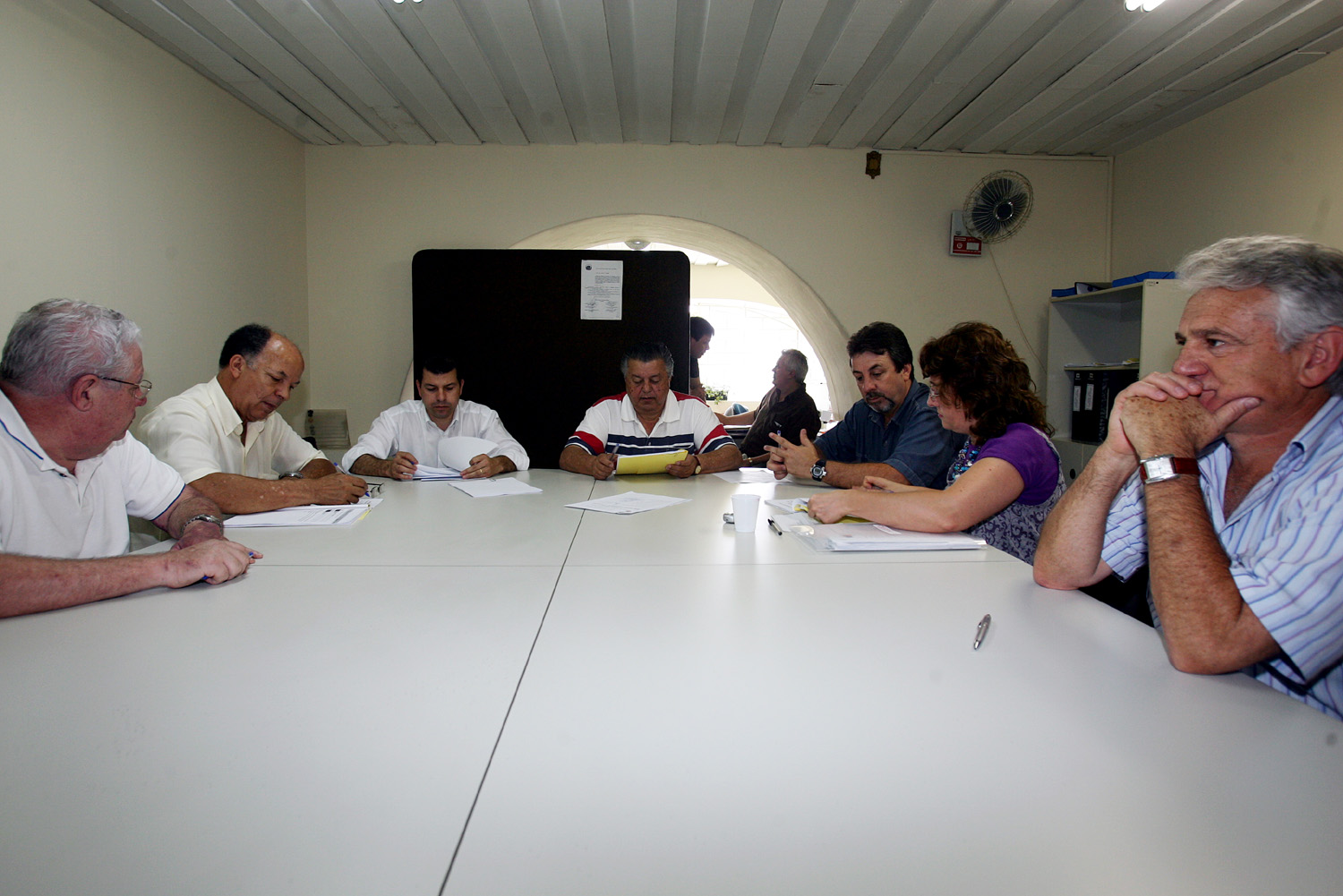 Comissão aprecia seis mensagens do prefeito 