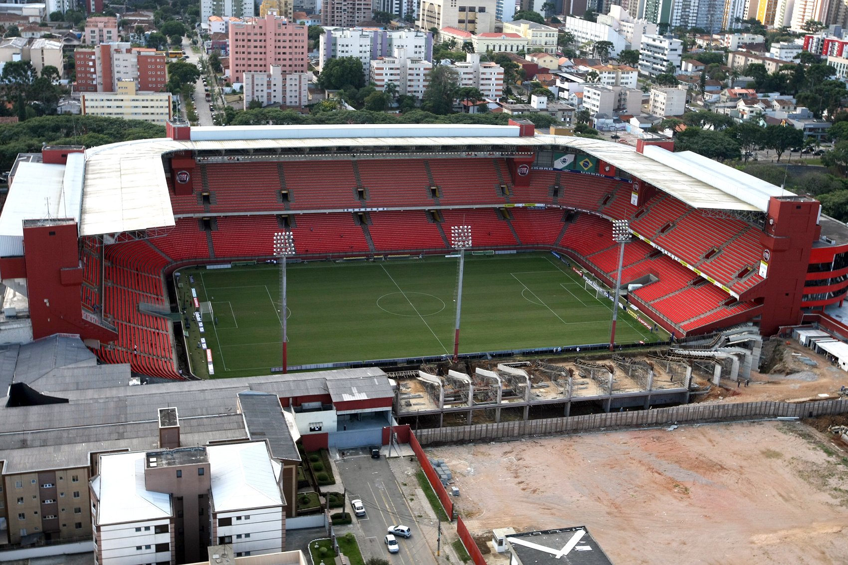 Comissão da Copa acompanha visita de executivos da Fifa 