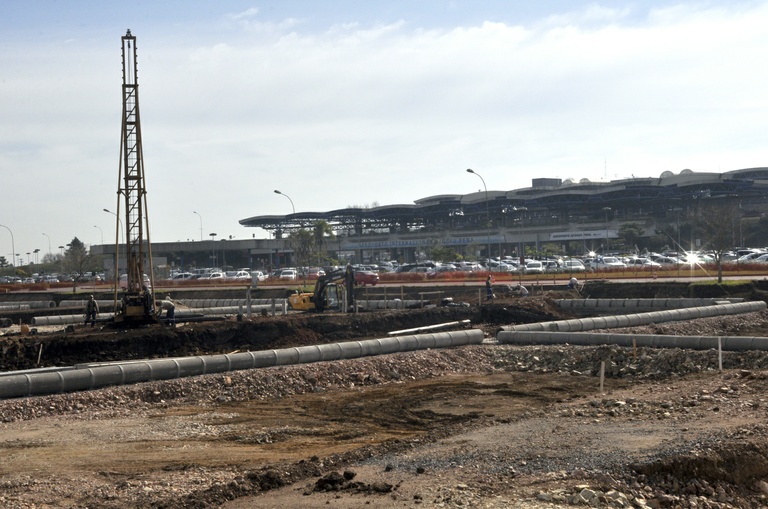 Comissão da Copa visita aeroporto e faz audiência pública 