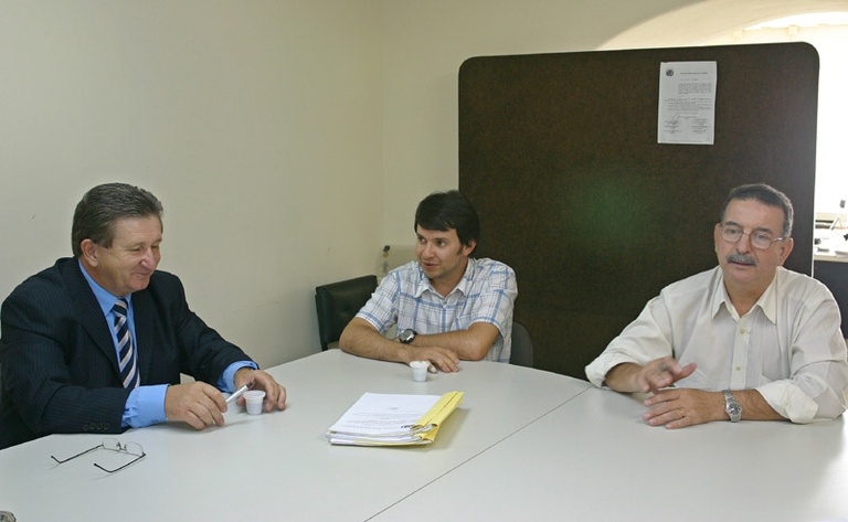 Comissão dá parecer favorável a parcerias 