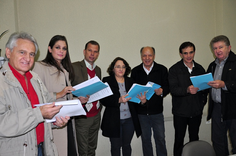 Comissão de Economia acata nove emendas à LDO 2014 