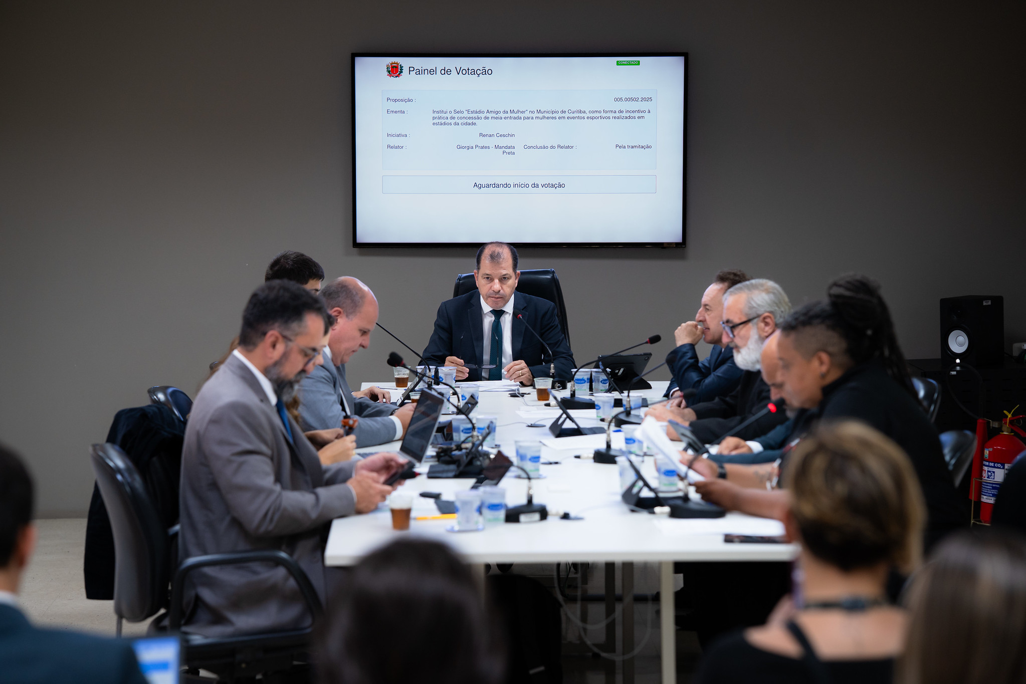 Comissão de Economia aprova tramitação do Selo Estádio Amigo da Mulher