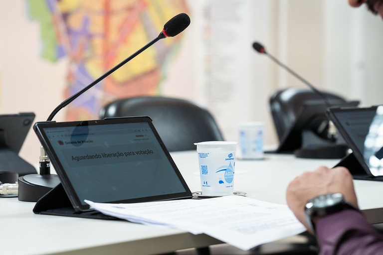 Economia vota restrição a verbas públicas para projetos culturais com nudez 