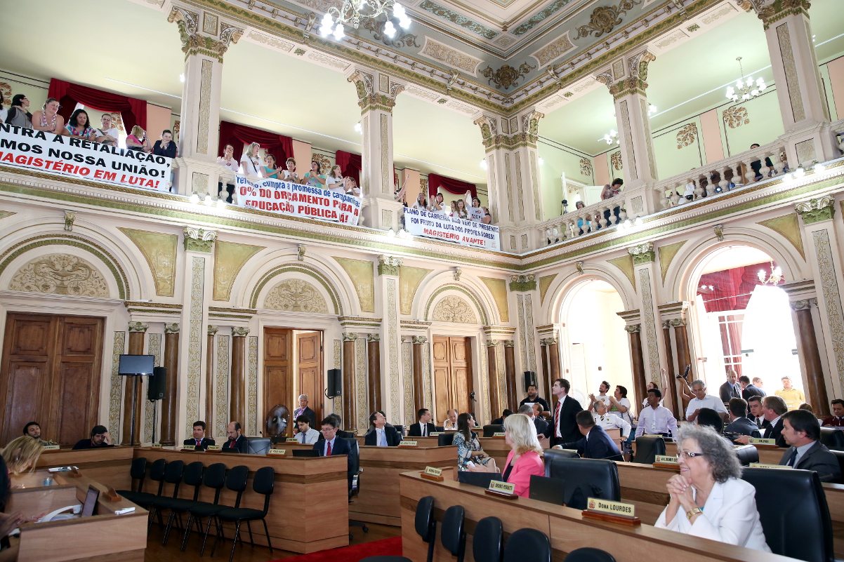 Comissão de Educação da Câmara emitiu 218 pareceres em 2014