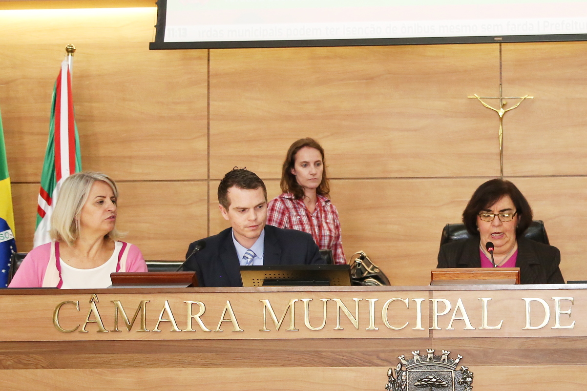 Comissão de Reforma do Regimento Interno aguarda relatório final 