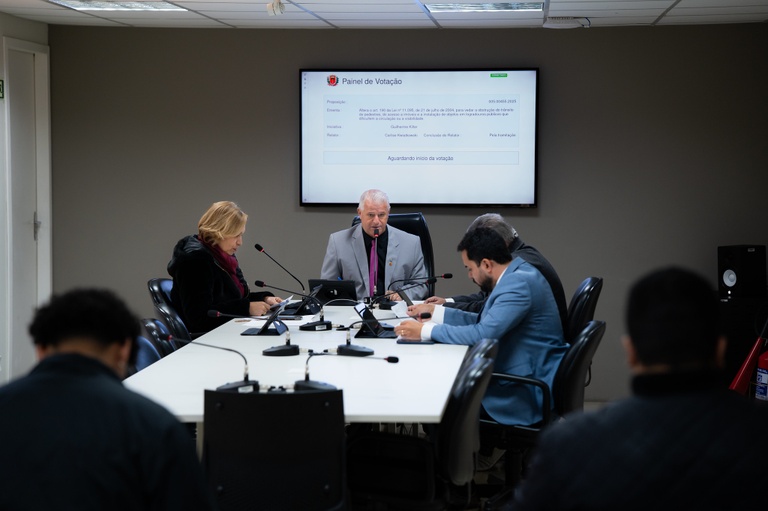 Saúde aprova 9 projetos; Curitiba como Capital Pró-Vida vai a plenário