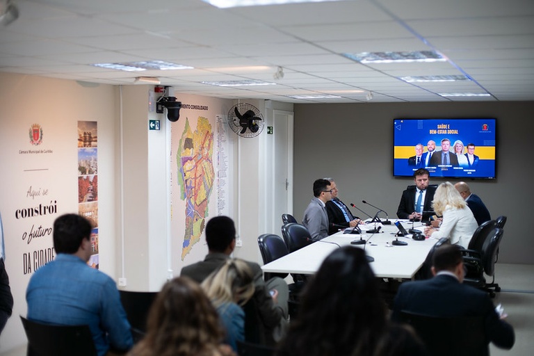 Comissão de Saúde visitou e sugeriu melhorias ao Mesa Solidária