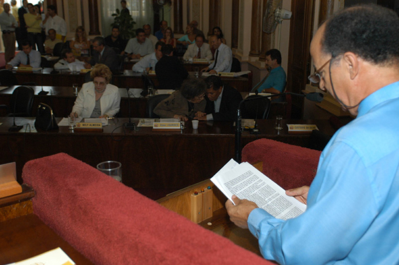 Comissão de Saúde pede a substituição da vala séptica 