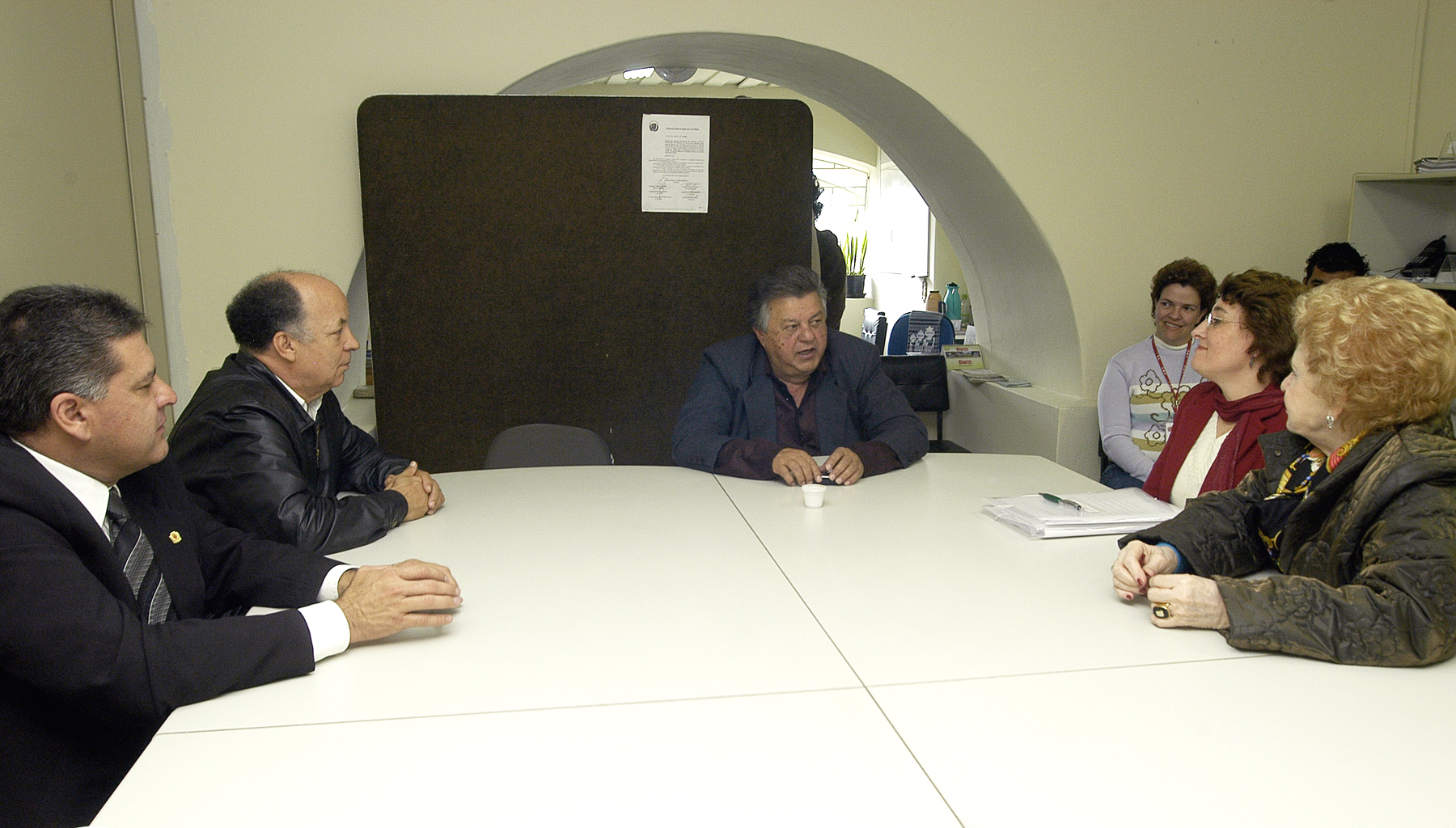 Comissão de Serviço Público distribui projetos 