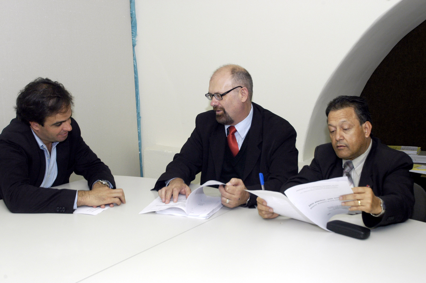 Comissão de Urbanismo avalia rodízio de veículos 