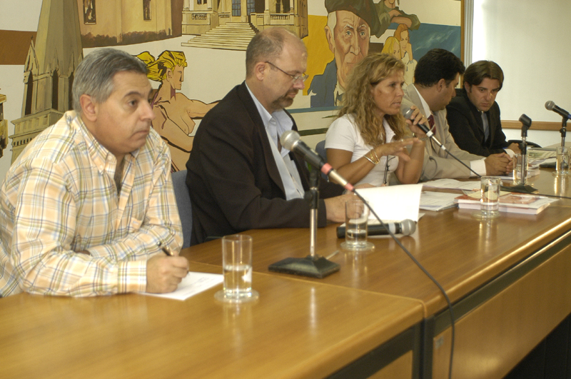 Comissão discute fim de estacionamento 