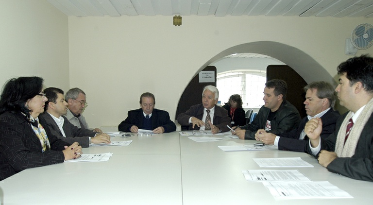 Comissão discute mudanças nos conselhos tutelares 