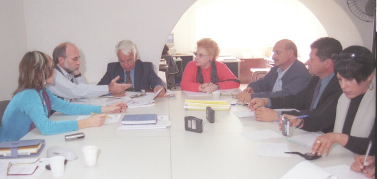 Comissão discute uso de espaços públicos 