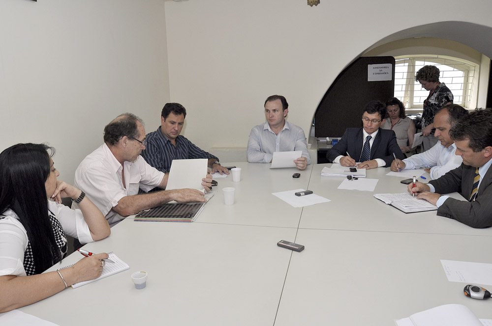 Comissão do Lixo ouve o Ibama 