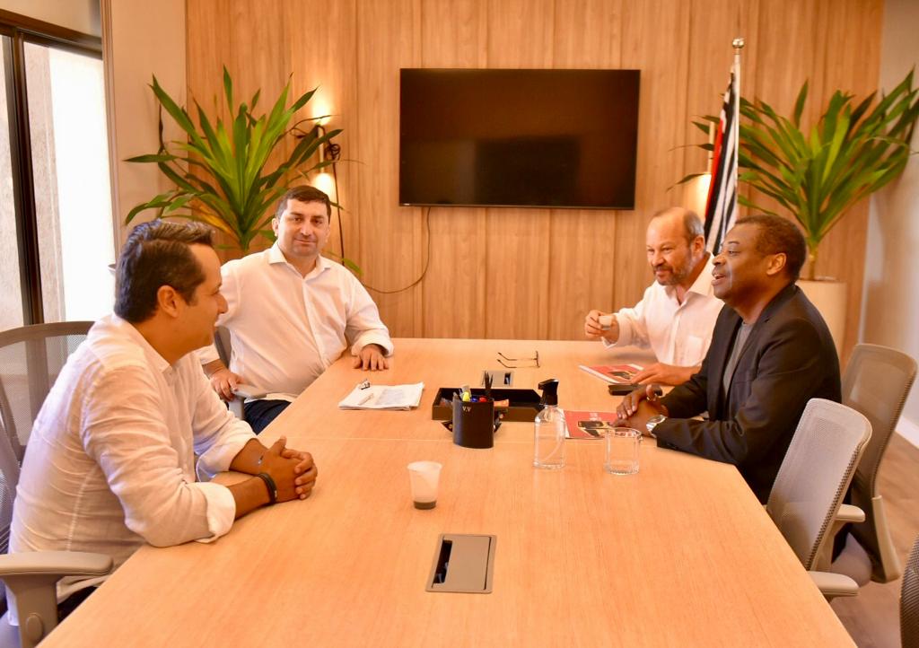 Comissão do Transporte faz visitas técnicas a BH e a Caucaia, no Ceará