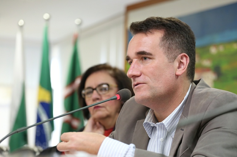 Comissão especial analisa mudanças no Código de Ética na segunda