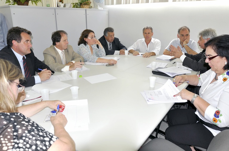 Comissão prepara debate da nova LOM em plenário 