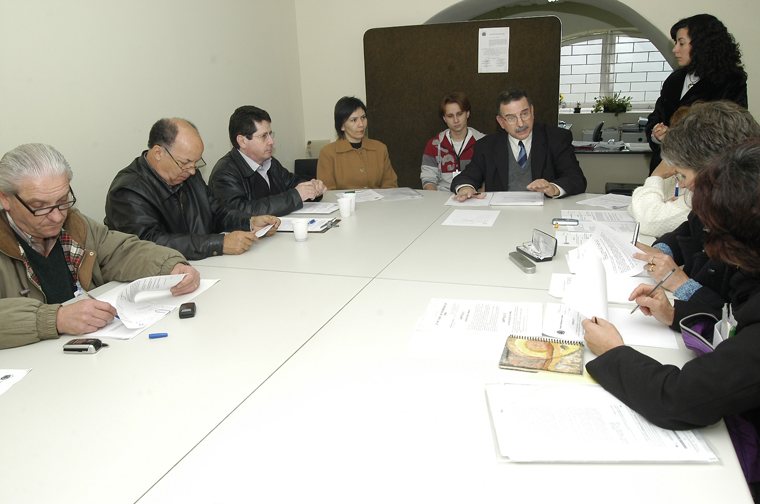 Comissão prepara projeto proibindo locação de cães 