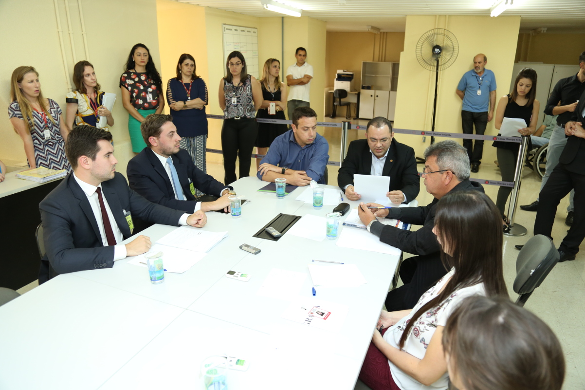 Comissão Processante mantém investigação contra vereadora