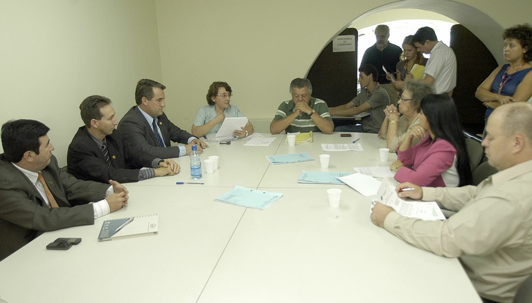 Comissão se aprofunda na análise de projetos 
