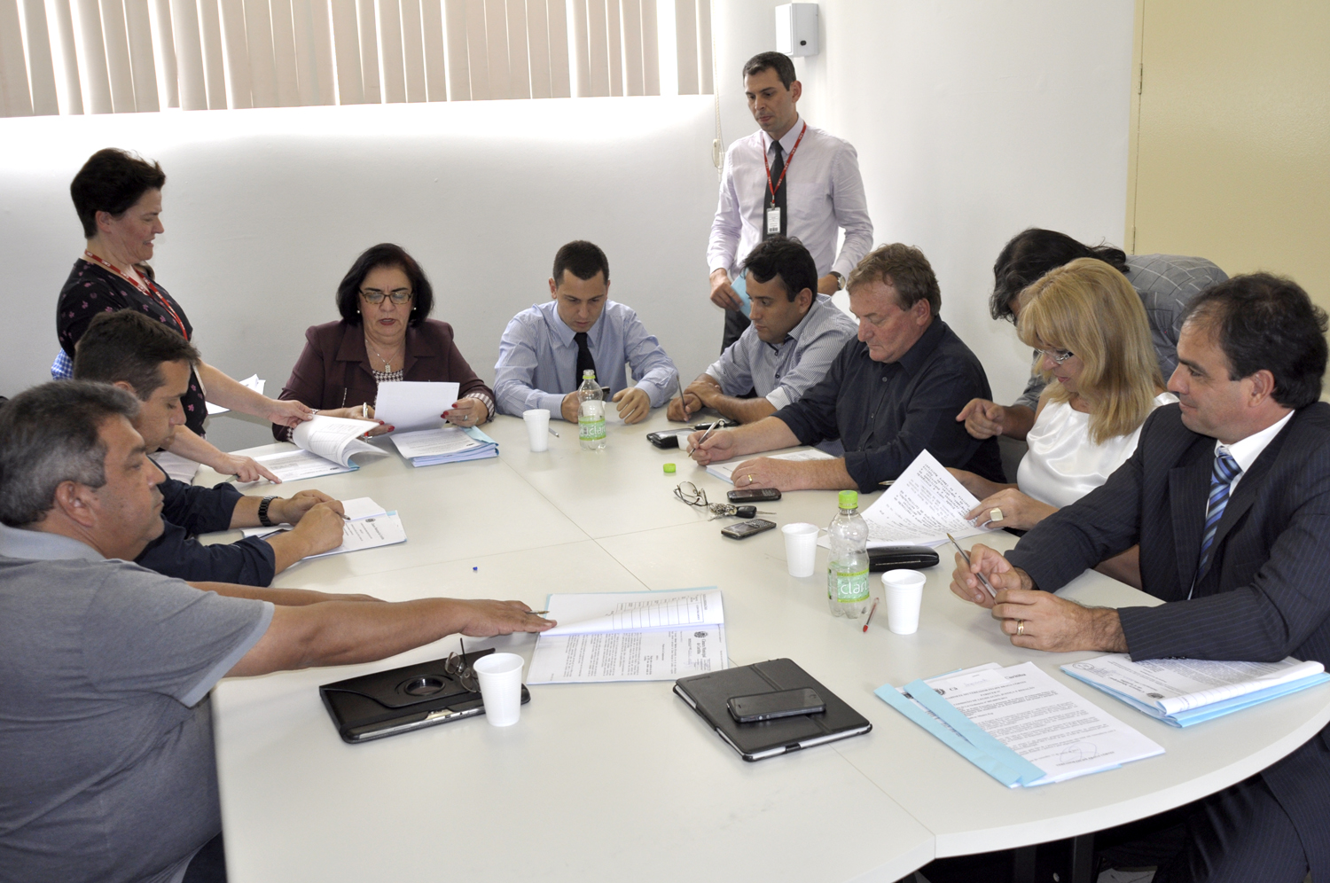 Comissões permanentes realizaram 99 reuniões no semestre 