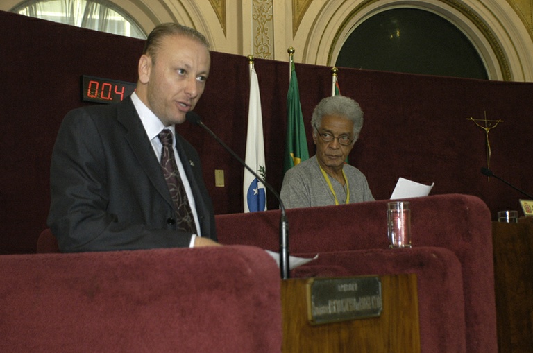 Compositor fala do Dia do Músico na Câmara 