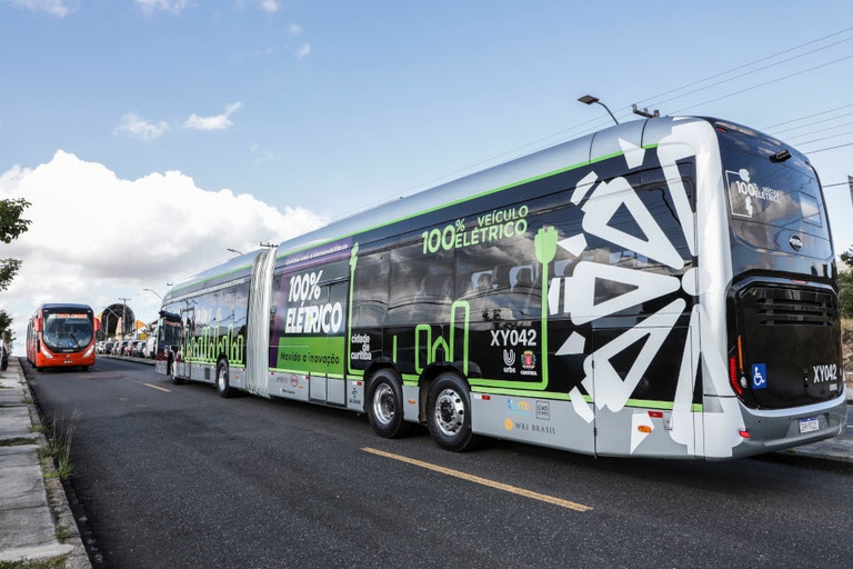 Compra de 70 ônibus elétricos depende do aval da Câmara de Curitiba