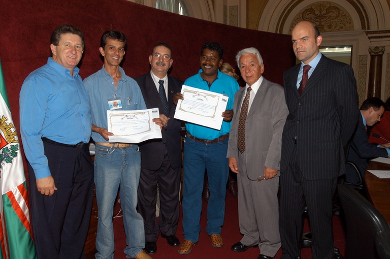 Comunicadores são homenageados na Câmara 