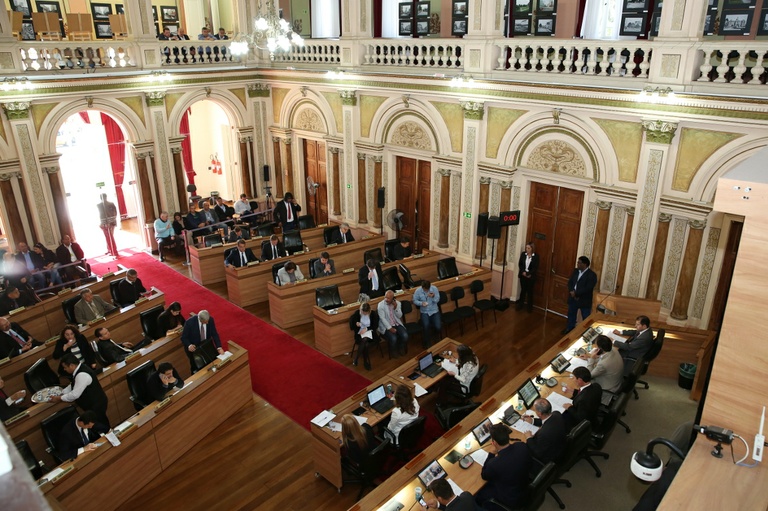 Confirmado ajuste de R$ 28,5 milhões no orçamento de Curitiba 