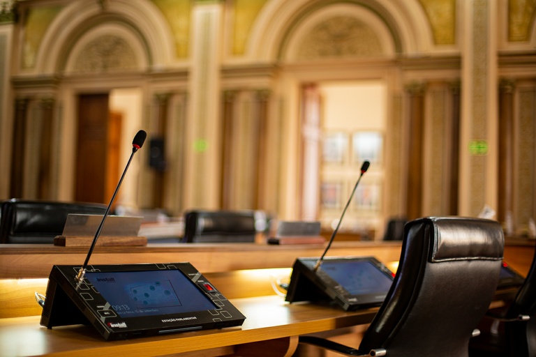 Confirmado aumento de multa aos bancos por demora no atendimento