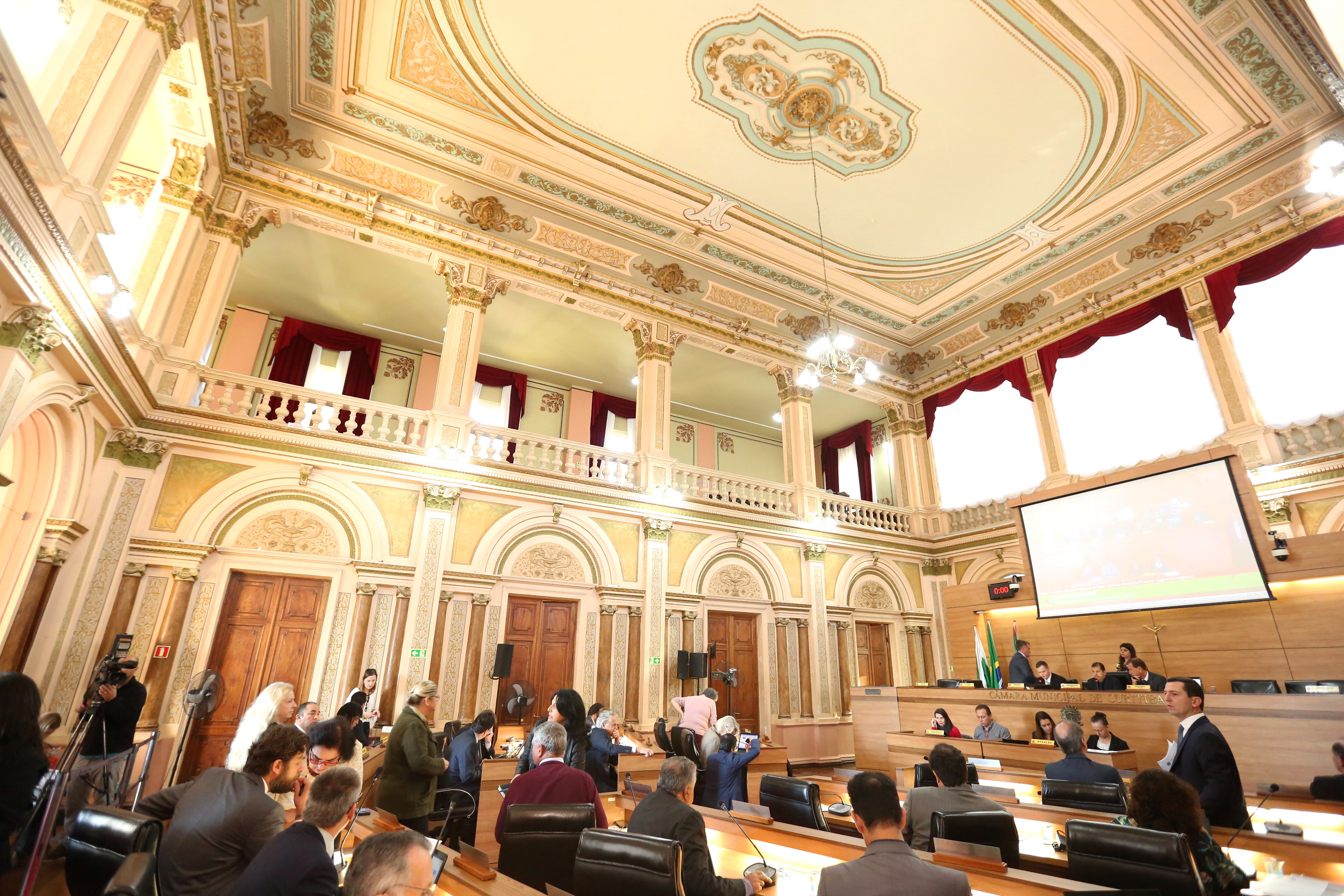 Confirmados isenção da taxa de lixo e eventos com ISS reduzido