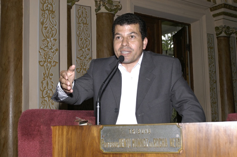 Conseqüências do comércio paralelo preocupam vereador 