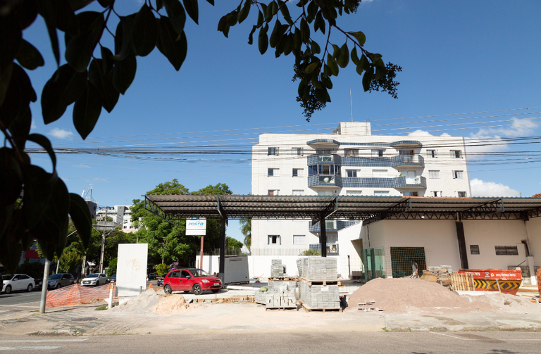 Projeto prevê obras entregues com telas de proteção instaladas