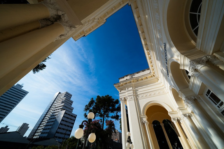 Contas de 2024 da Câmara de Curitiba são aprovadas pelo TCE-PR